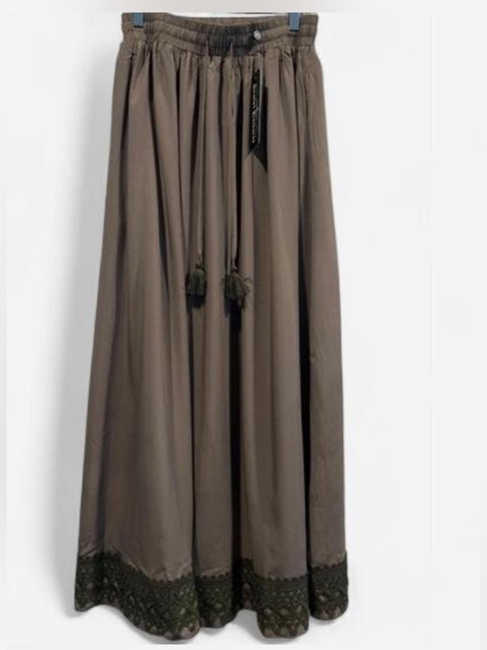 Scarlet Darkness Women’s Olive Maxi Skirt with Drawstring Waist